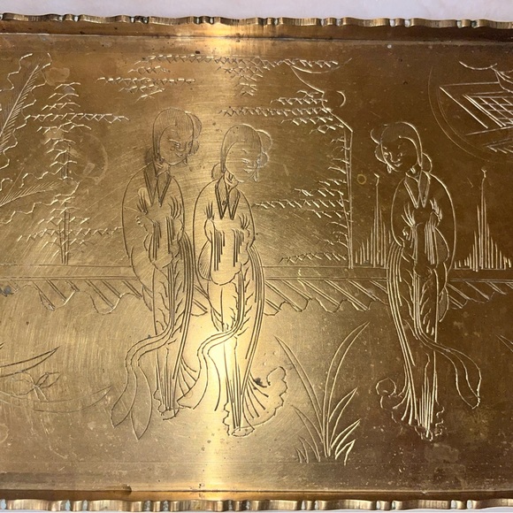 Vintage Brass Engraved Chinese Tray - Picture 10 of 13